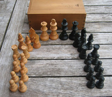 Ancien Pions de Jeu d'Echec en bois Complet TBE