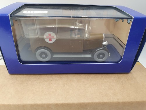 Voiture tintin ambulance de - tintin,