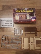JOUEF maquette à monter abri de quai 1038 Ho