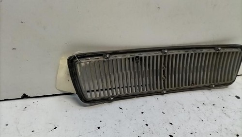 Calandre volvo phase 1 - calandre, v