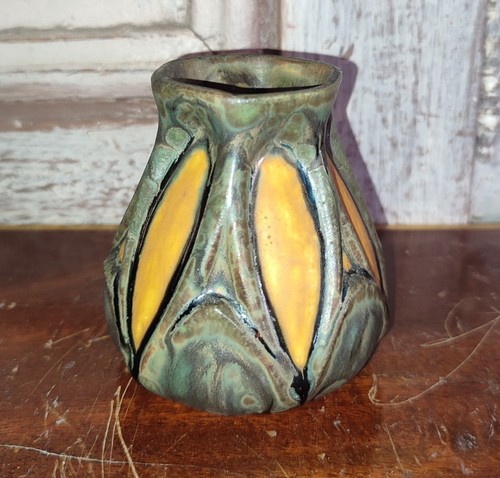 Rare petit vase art deco - , en