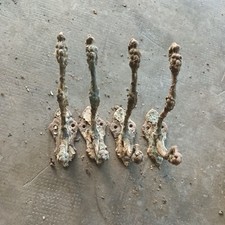 4 ANCIENNE PATERE PORTE