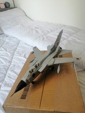 Maquette avion montée 1/72 (1/50?)