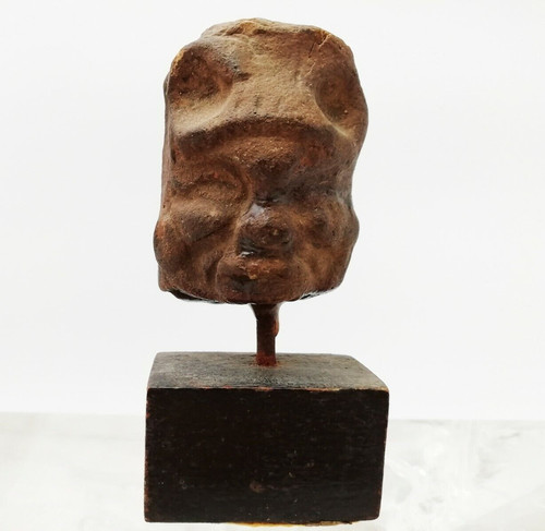 Archéologie petite statuette - petite,