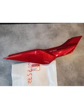 Cache latéral coté droit