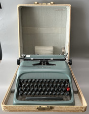 Vintage Olivetti Underwood