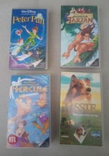 LOT CASSETTES K7 VHS VIDEO WALT DISNEY ET LASSIE TARZAN HERCULE PETER PAN