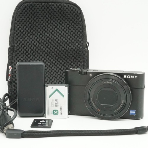 Appareil photo numérique 20,2