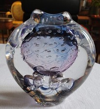 Superbe vase méplat verre soufflé BIOT Fin XX s