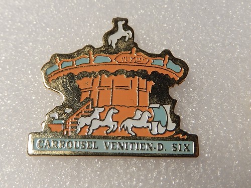 Pin manege carrousel - manege,