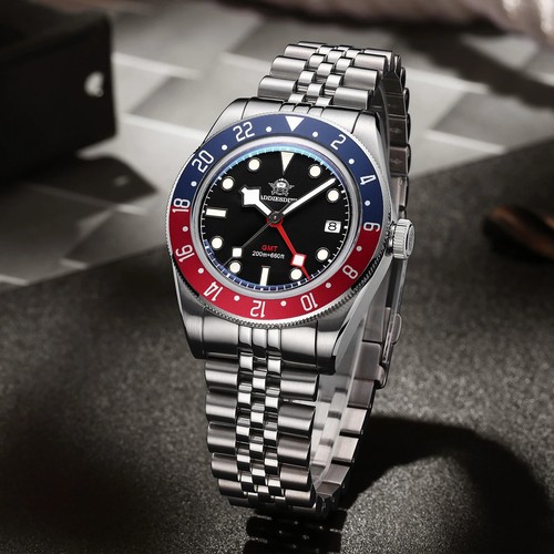 Montre pour hommes plongeur