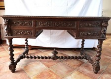 bureau loui XIII avec chaise