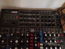 Synthetiseur analogique