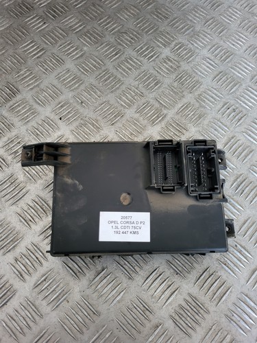 Boitier fusible opel corsa - boitier,