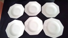 6 Assiettes  plates en porcelaine de Limoges blanche   NOUVEAU