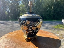 Lampe en porcelaine noire