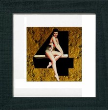 Collage sur carton prêt à