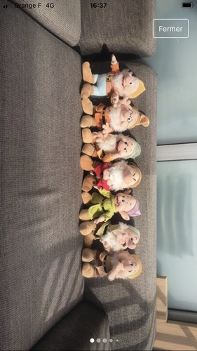 Peluches disney store nains - ,
