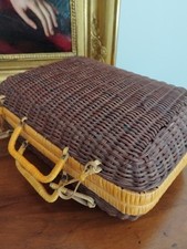 Mallette Valise ou Boite à Ouvrage/Couture en Osier Vintage