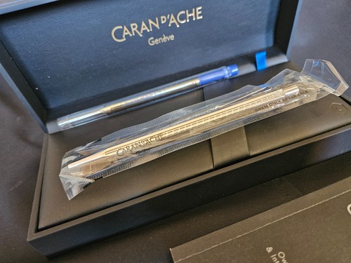 Stylo bille caran d ache - *, d'ache