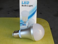 Lot de 4 Ampoules Leds globe