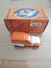 Citroën 2CV AZU 1955 Orangina
