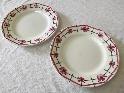 Anciennes assiettes à - anciennes,