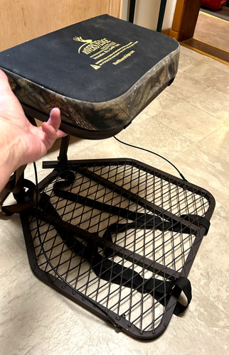 The rivers edge tree stand - rivers,