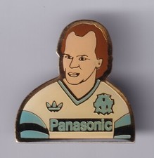 RARE PINS PIN'S   FOOTBALL