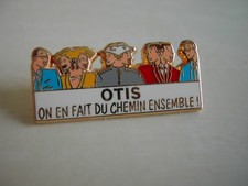 Pin's Ascenseurs - OTIS On en