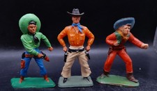 STARLUX  /  3 COWBOYS   / 1,32 éme