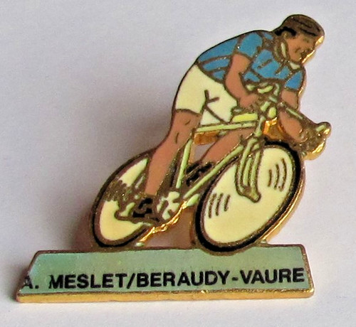 Pin cyclisme a - pin's,