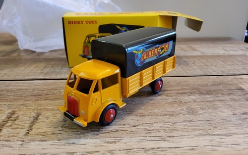 Ford camion bâchée - , calberson