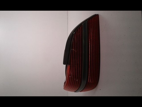 Feux arriere gauche peugeot - arriere,