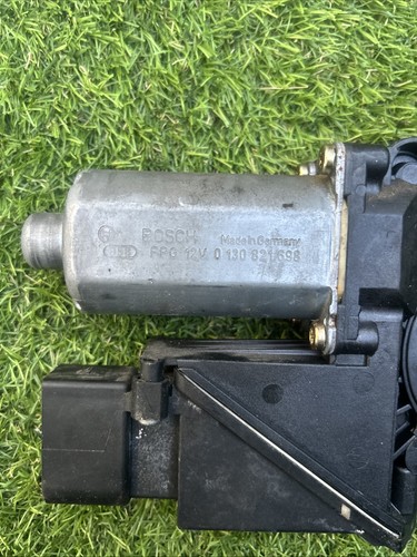 0130821698 moteur lève-glace