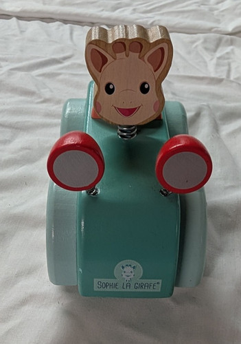Sophie girafe voiture - la,
