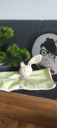 Doudou plat lapin vert anis