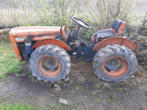 Ancien tracteur articulé - ancien,
