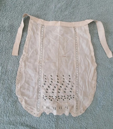 Linge ancien tablier - ,