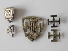 LOT 5 INSIGNES ANCIENS SCOUT /