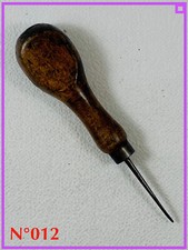 N°012  OUTIL Maroquinerie CORDONNIER Bourrelier Sellier Tapissier métier du Cuir