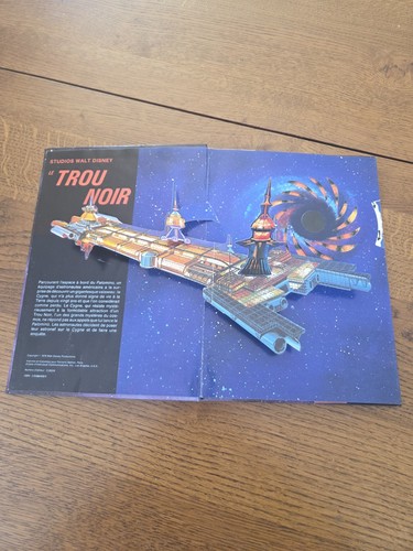Livre pop trou noir walt - pop-up,