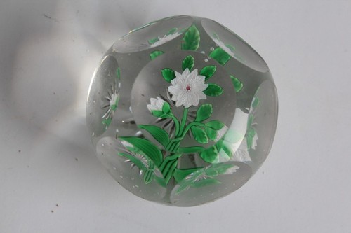 Baccarat boule presse papier - baccarat, presse-papier