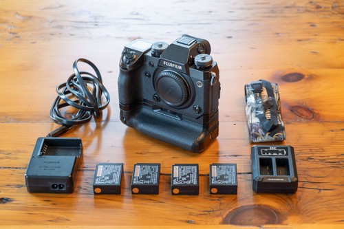 Fujifilm with vertical - x-h1,
