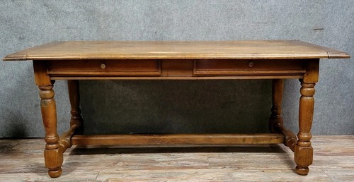 Table bureau centre - ou,