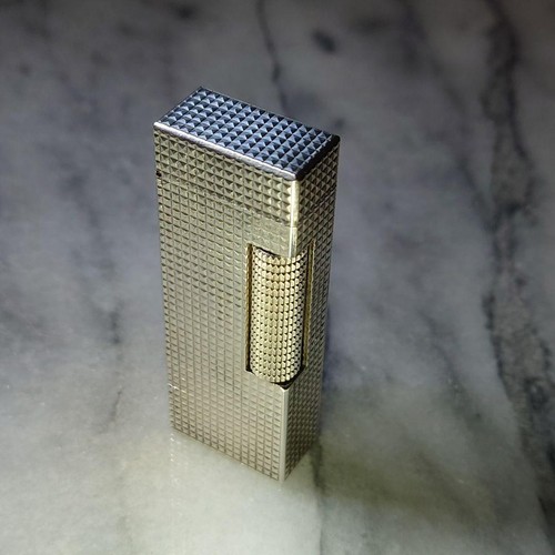 Ancien briquet gaz - à,