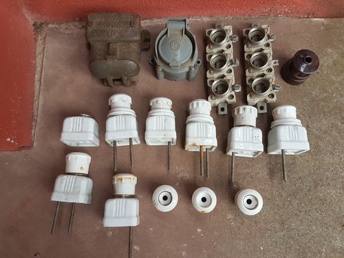 Ancien lot électricien