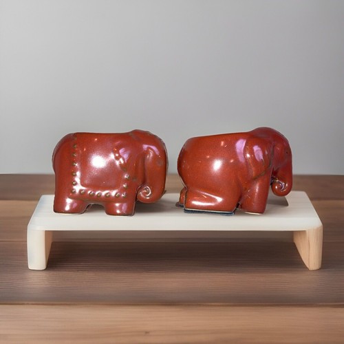 Set two partylite elephant - of,