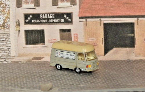 Peugeot avec pub - ,