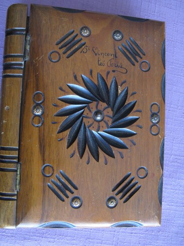 Boite artisanale ancienne